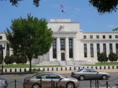 Fed tiene tassi fermi, tagli solo con solido calo inflazione