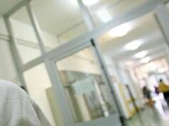 Ragazzina muore a Palermo, era stata portata in ospedale: sul corpo segni di violenza