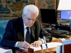 Ddl concorrenza, Mattarella firma legge ma scrive a presidenti Camere e a Meloni
