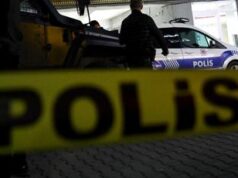 Turchia, uomo armato e pro Gaza prende ostaggi in fabbrica Usa