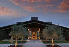 Marchesi Frescobaldi acquisisce Domaine Roy & fils in Oregon