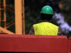 Autista di bus, carpentiere, esperto Ai: le 10 professioni introvabili