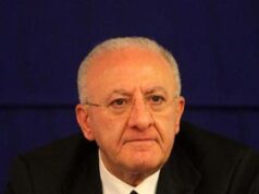 De Luca, la stoccata di Meloni: “Fondi coesione usati per festa patata e sagra caciocavallo”