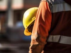 Napoli, precipita da tre metri durante lavori ristrutturazione: morto operaio 35enne