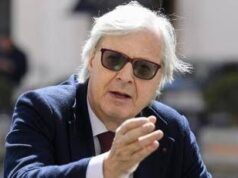 Sgarbi e la depressione, la psicologa: “Sofferenza grande, sua volontà va rispettata”
