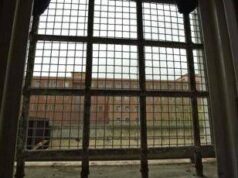 Carceri, ancora un suicidio: detenuto si impicca in cella a Rebibbia