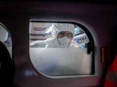 Covid, Casa Bianca rilancia tesi fuga laboratorio: Fauci nel mirino