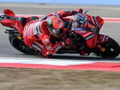 MotoGp Qatar, Di Giannantonio vince e Bagnaia secondo: ipoteca su Mondiale