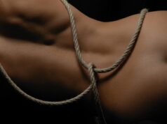 Coppia sadomaso sequestra l’ex, 5 anni al “dominatore” sadomaso bondage