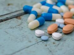 Allarme antibiotico resistenza, “ogni anno 11mila morti in Italia”: cause e cosa fare