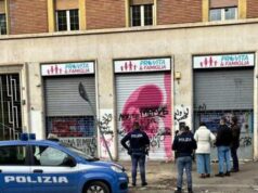 Assaltano in 200 sede Pro Vita, trovata anche una molotov
