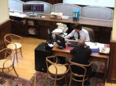 Bancari, contratto firmato: 435 euro di aumento e riduzione orario di lavoro