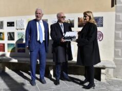 ‘Benvenuto Brunello’, Monica Maggioni firma la piastrella vendemmia 2023