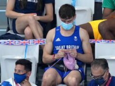 Lavorare a maglia fa bene al cervello, lo dimostra la scienza: lo studio