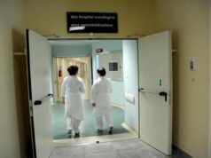 Tumori: report Favo, ‘diritti di 4 mln di italiani a rischio per ritardi burocrazia’