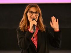 Violenza su donne, Cortellesi scrive a senatori: “Nelle scuole formare all’affetto e al rispetto”