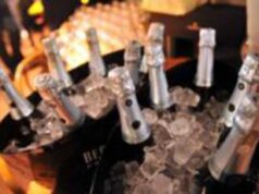 Altroconsumo, ecco la mappa dei rincari per il cenone di Capodanno, spesa di 270 euro, +2%