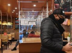 Covid, polmoniti, virus sinciziale: Usa tornano a raccomandare mascherine