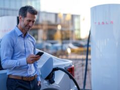 DKV Mobility chiude un accordo con i Supercharger Tesla