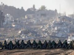 Israele-Hamas, media: presto nuovi negoziati per liberare ostaggi. Missile Yemen colpisce nave norvegese