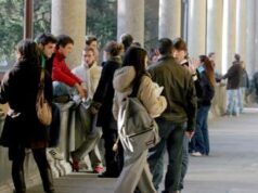 L’Italia e i giovani, la fotografia del Censis: sono sempre di meno