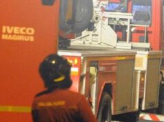 Palermo, padre e figlio cadono dal sesto piano: l’uomo è morto, illeso il bimbo