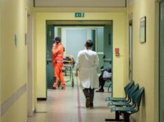 Parte colpo da pistola del deputato Pozzolo, un ferito al veglione