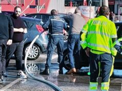 Roma, auto gpl in fiamme a Castelromano: polizia locale interviene, nessun ferito