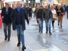 Sanremo 2024, Amadeus: “Sul palco Festival anche il tema dei femminicidi”