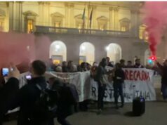 Scala: maschere in protesta, ‘vostra eccellenza non vale senza nostra dignità’