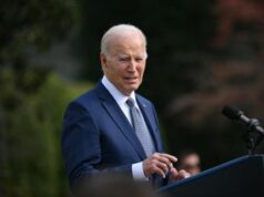 Usa 2024, Biden: “Senza Trump non mi sarei candidato”. Il tycoon attacca per l’età