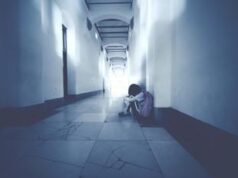 Violenza sulle donne, tra social e app di messaggi crescono le minacce online