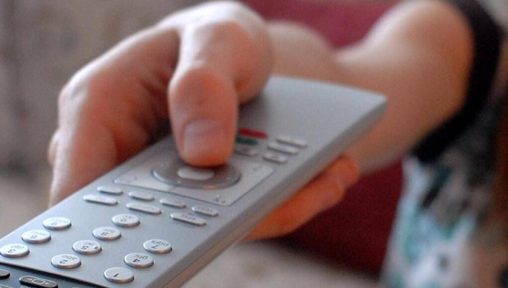 Ascolti tv, Rai1 con ‘Doc’ vince prima serata al 23,7% di share