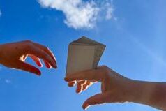 Blank Magic rivoluziona il mondo della magia con il Mazzo Campanella: un mazzo di carte molecolare che sfrutta i “misteri” della meccanica quantistica