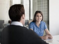 Colloquio di lavoro, dallo sguardo alle domande: tutte le ‘dritte’ per farsi assumere