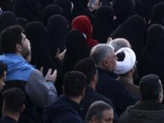 Da “morte a Israele” alla negazione dell’Olocausto, il caso dei video dei generali iraniani per gli studenti britannici