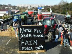 Francia, la rabbia degli agricoltori è il rischio per il governo Attal: si teme effetto Gilet gialli