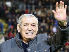 Gigi Riva, folla oceanica per i funerali a Cagliari