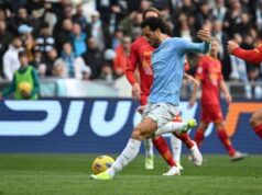 Lecce ko 1-0 grazie a Felipe Anderson e quarta vittoria di fila per la Lazio