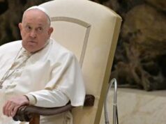 Papa Francesco: “Ho il respiro ancora affannato”. E non legge il discorso