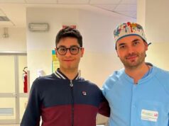 Soffriva anche stando seduto, nuova vita per 17enne operato a Bologna