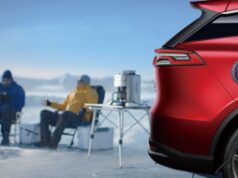 Tesla chiude il 2023 a 1,81 mln unità ma Byd la sorpassa sull’elettrico