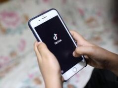 TikTok, Universal pronta a ritirare i brani musicali: “Non paga il giusto valore”