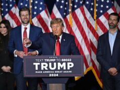 Trump vince i caucus in Iowa, De Santis secondo a distanza