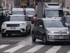 Allarme smog Milano e Lombardia, da domani nuove misure: traffico e riscaldamento, le regole
