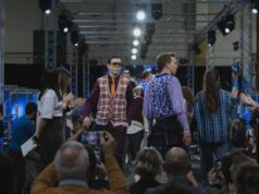 Amazon, con Dress your story dalle storie dei dipendenti alla passerella