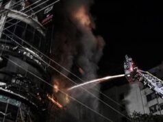 Bangladesh, incendio in un palazzo di sette piani a Dacca: almeno 44 morti