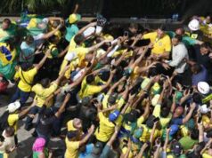 Brasile, Bolsonaro a folla oceanica: “Sono perseguitato politico”