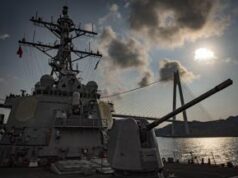 Houthi, nuova minaccia: “Stop in Mar Rosso a navi Israele, Usa e Gb”