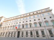 Iran, Palazzo Chigi: “Civili non possono pagare il prezzo delle colpe del regime”